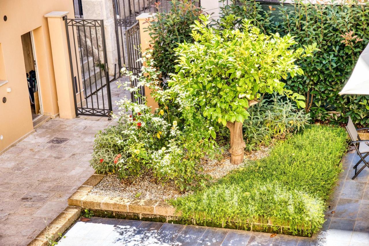 Giardino Dei Lenti Hotell Bari Exteriör bild