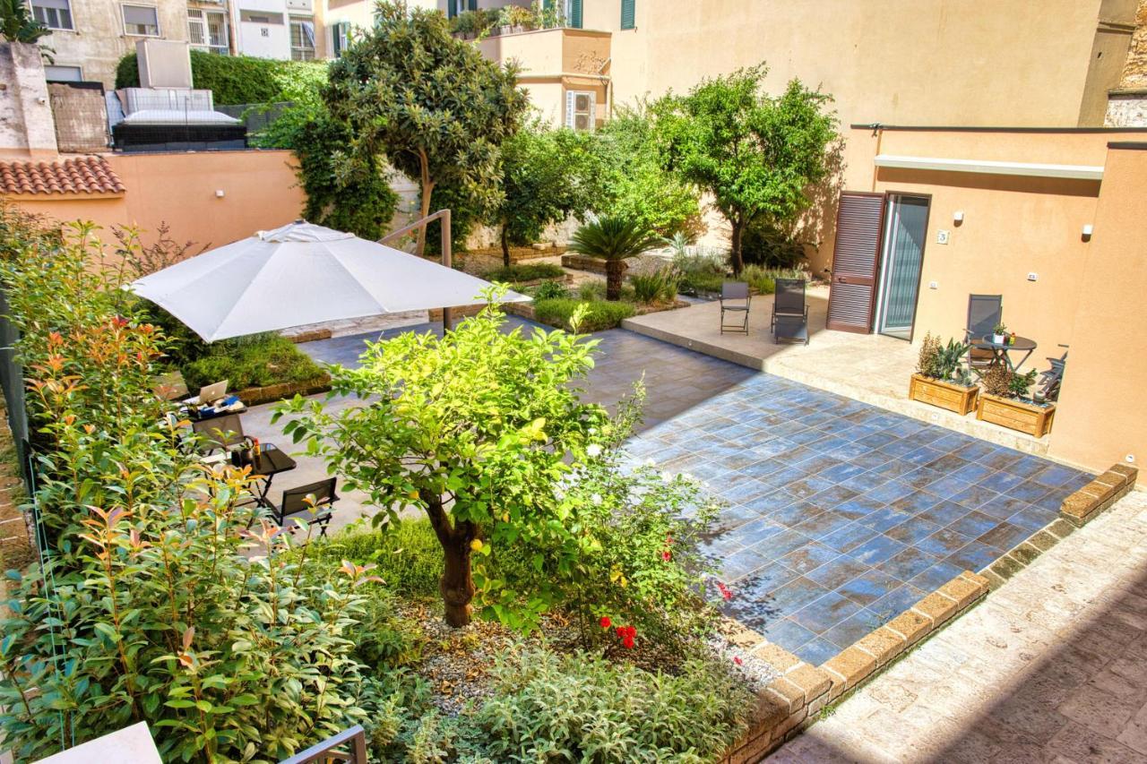 Giardino Dei Lenti Hotell Bari Exteriör bild